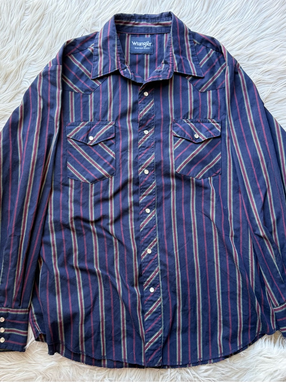Vintage Wrangler Western Pearl Snap Striped Shirt Blue Burgundy USA Cowboy Mens
